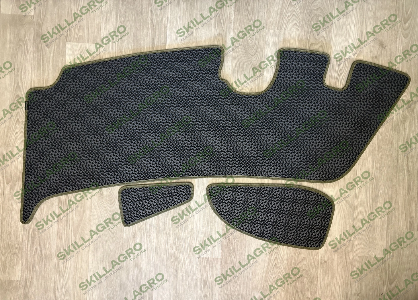 Килимок для Claas Trion 660