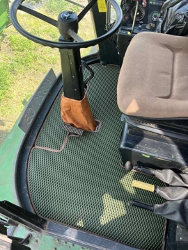 Килимок для 1085 HY4 John Deere