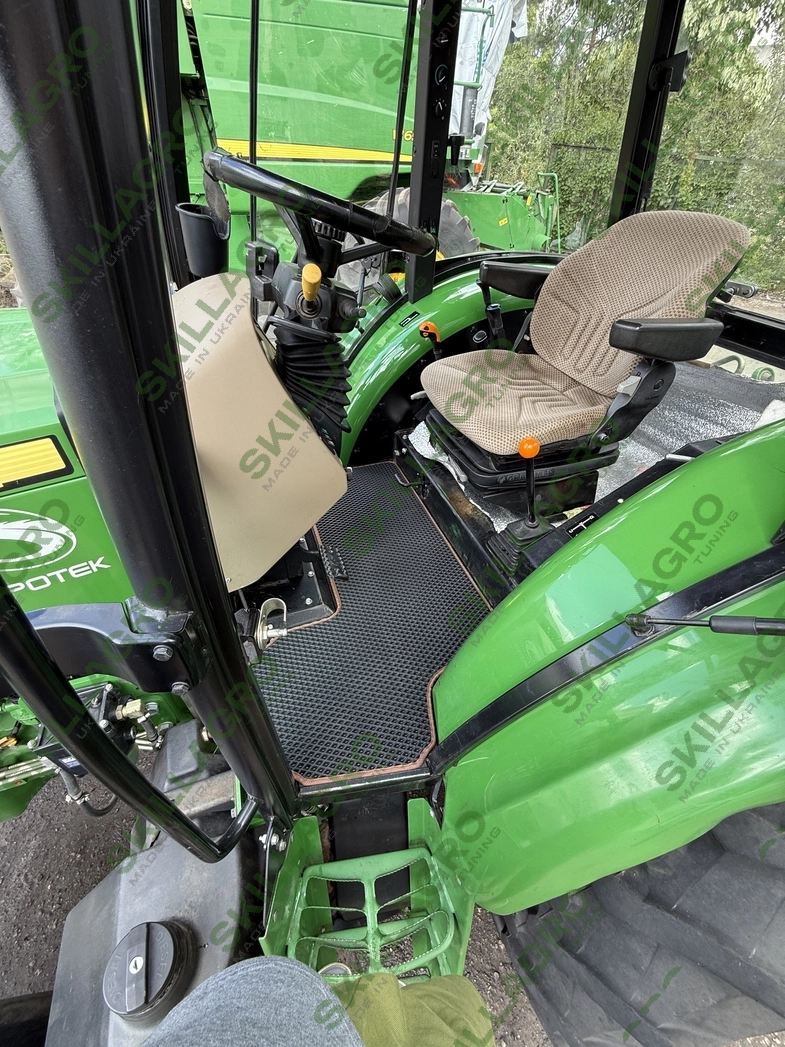 Килимок для 6135B John Deere