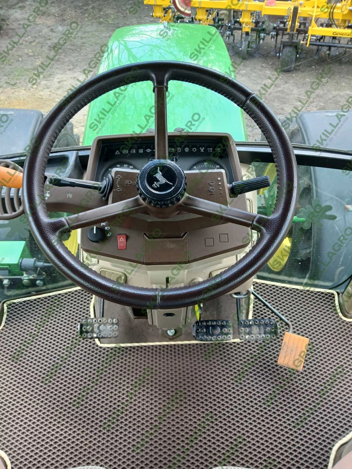 Килимок для 6310 John Deere