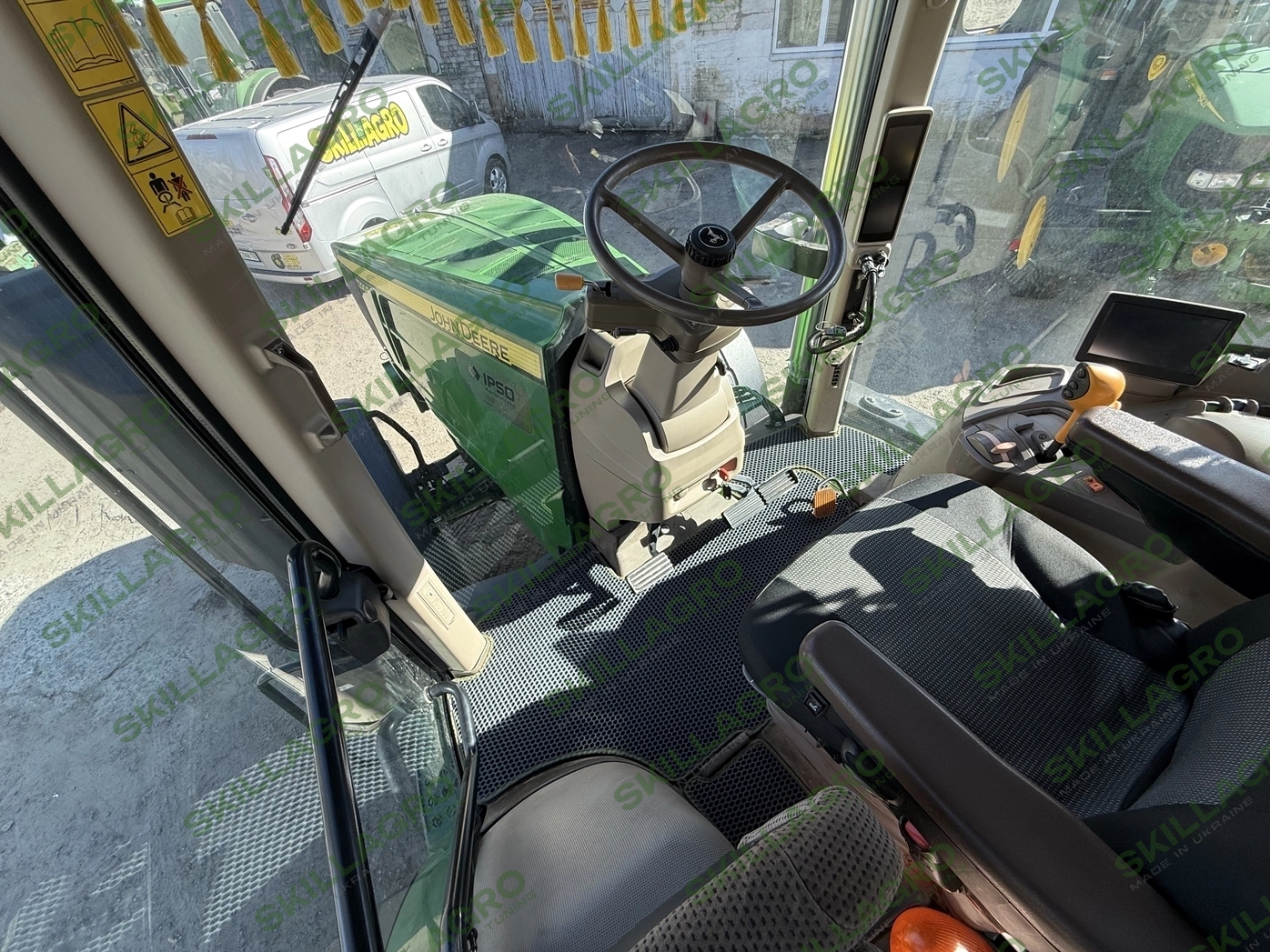 Килимок для 7200R John Deere