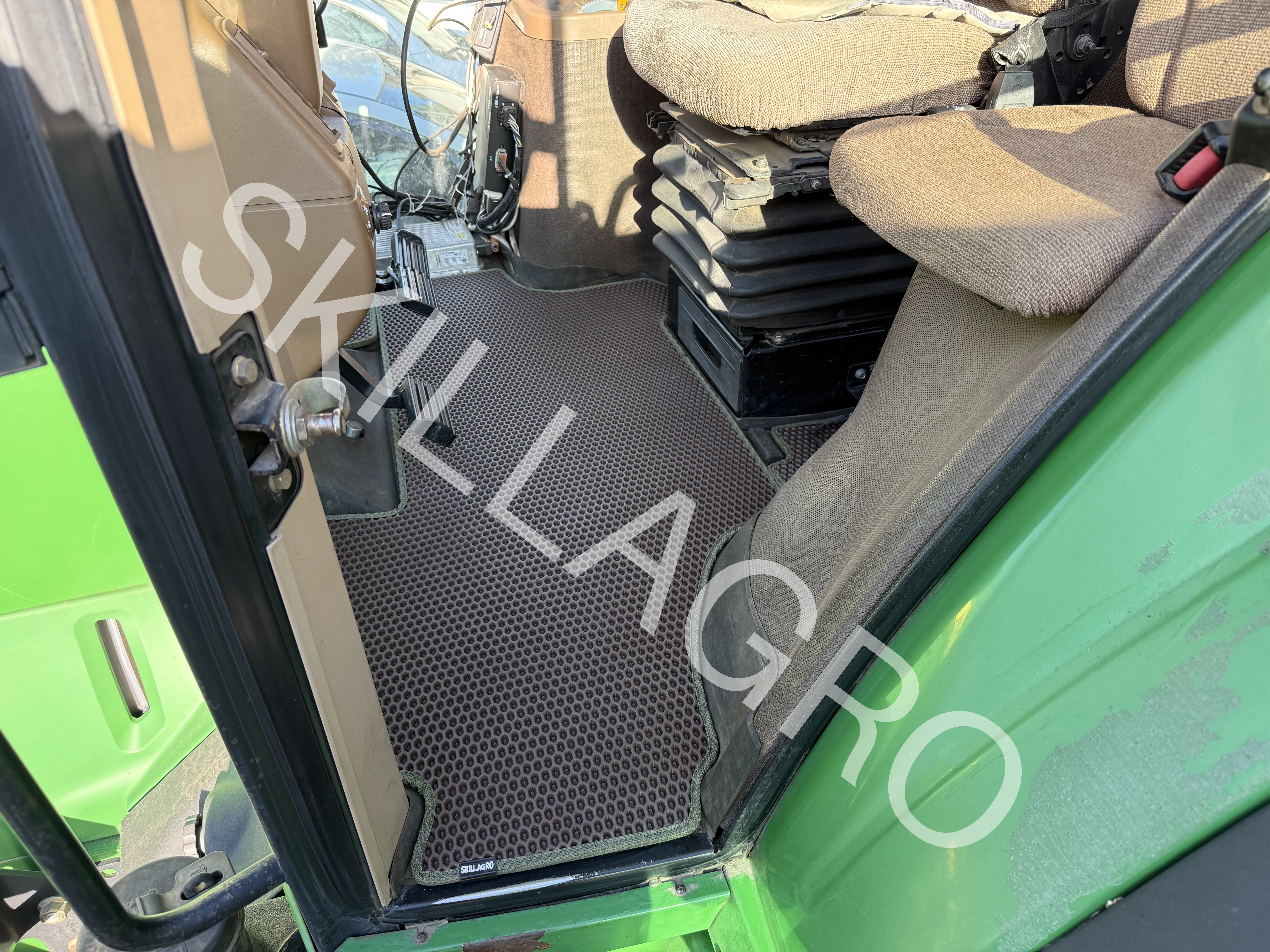 Килимок для 7830 John Deere
