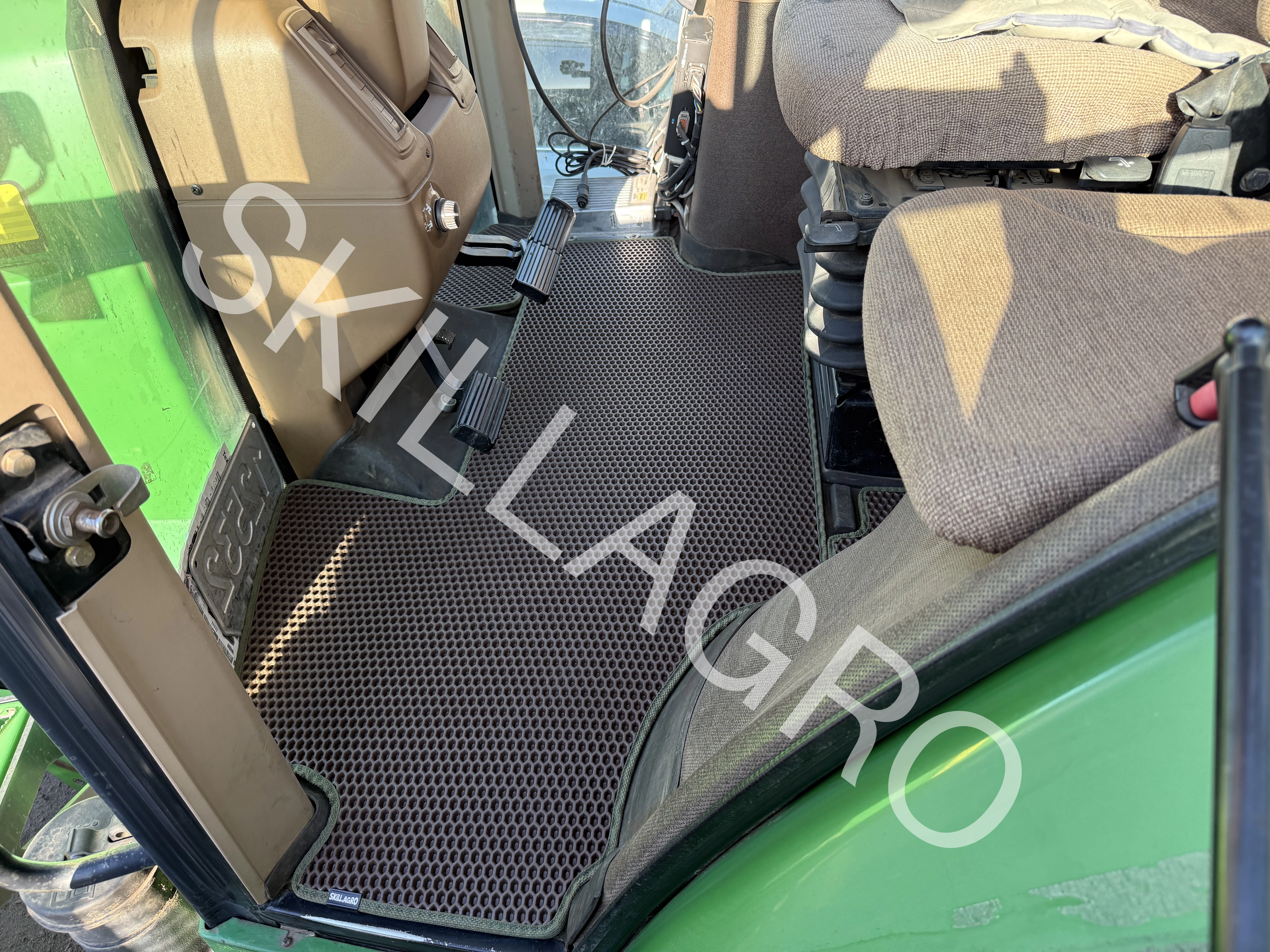 Килимок для 7830 John Deere