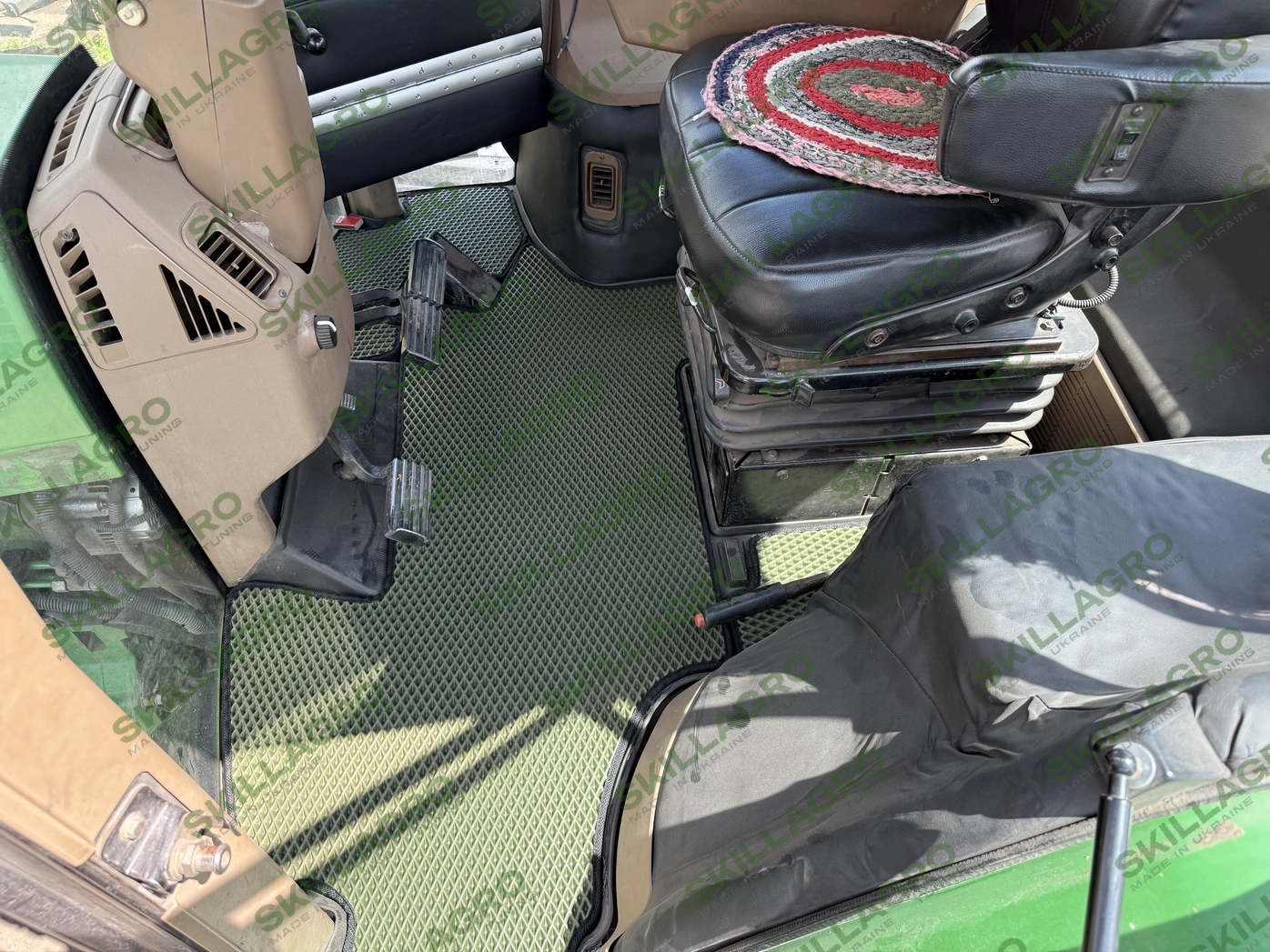 Килимок для 8400 John Deere
