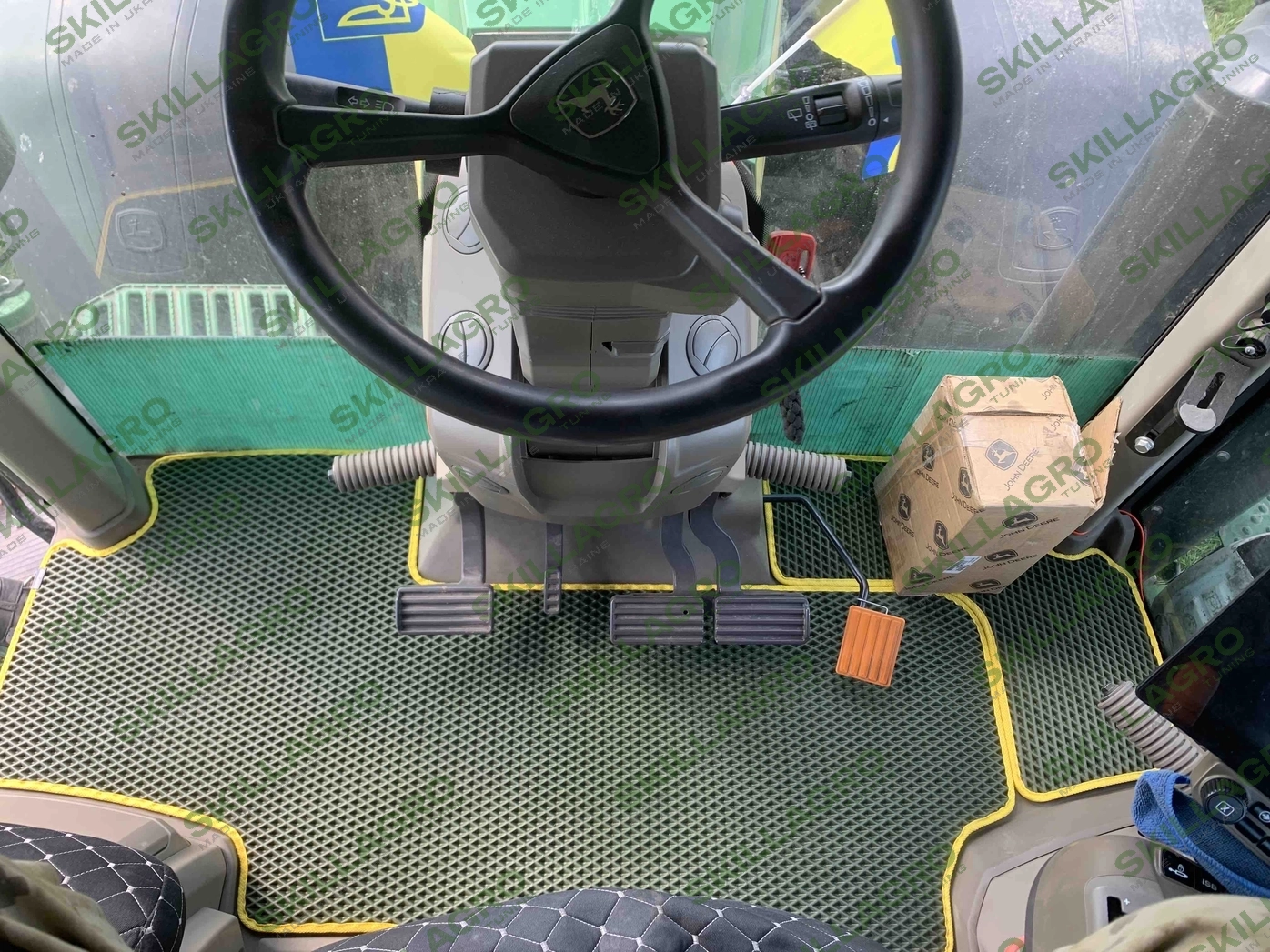 Килимок для 8R 340 John Deere