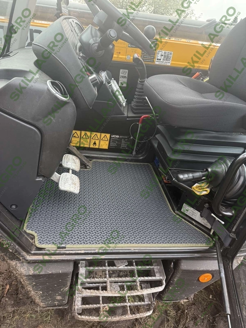 Килимок для JCB 541-70