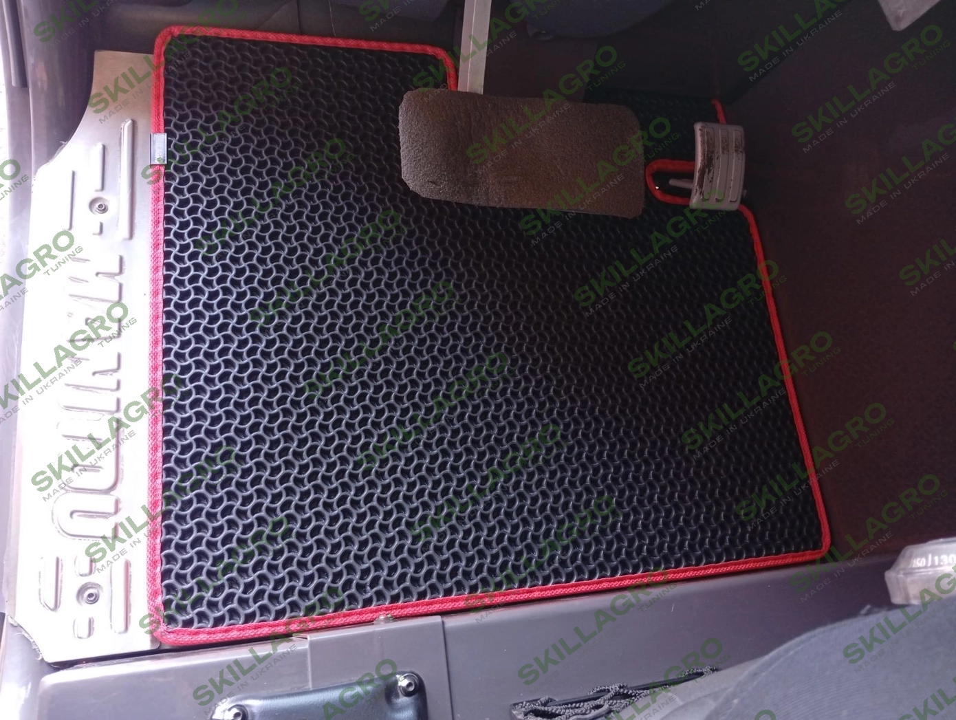 Килимок для Manitou MLT 735