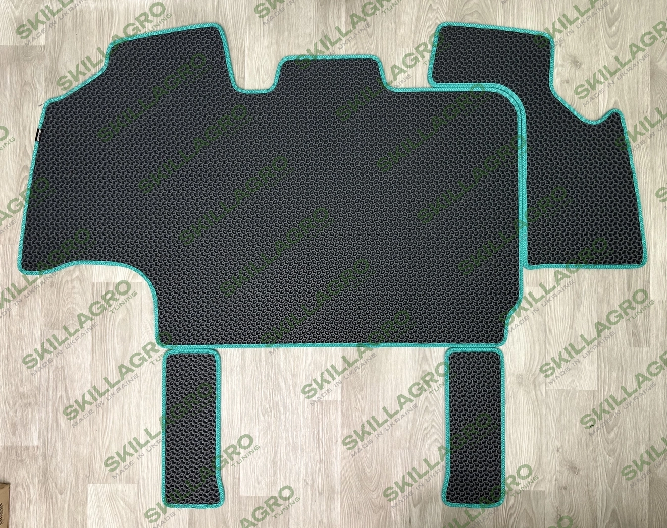 Килимок для New Holland T8050
