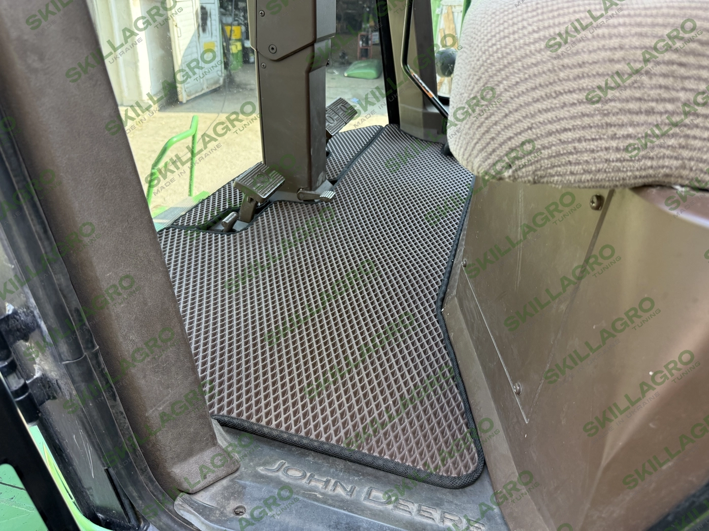 Килимок для W650 John Deere